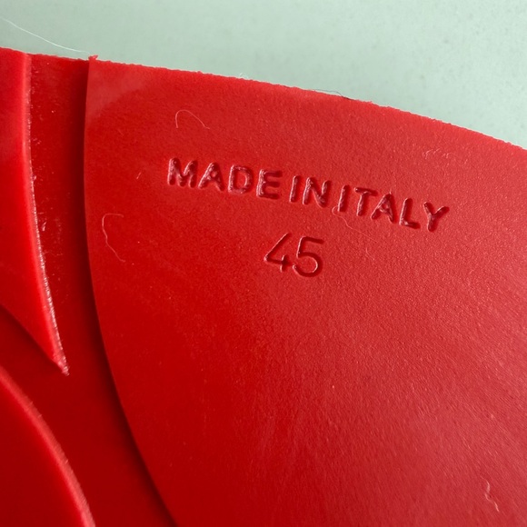 Christian Louboutin Loubi Cross Flat Sandals - Picture 6 of 8